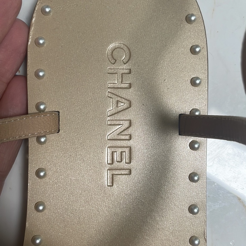 Chanel Nude & White Pearl Thong Flat Sandals🤍 - Picture 10 of 17